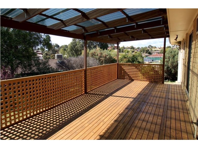 8 Narida Street, Hallett Cove SA 5158