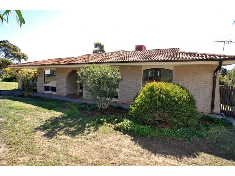 8 Narida Street, Hallett Cove SA 5158