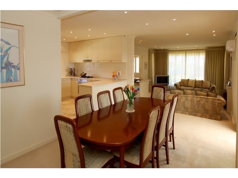 6 Thermopylae Crescent, Hallett Cove SA 5158