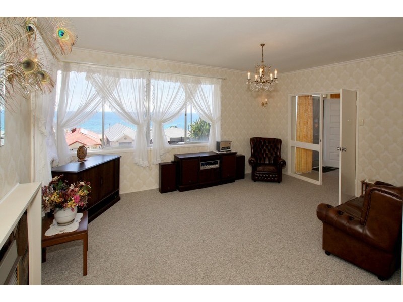 4 Marine Avenue, Hallett Cove SA 5158