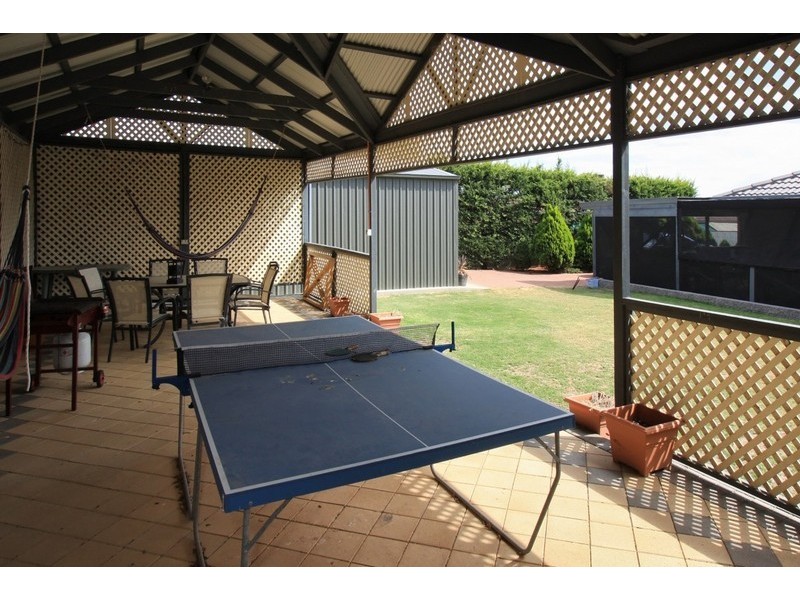 18 Babbacombe Drive, Moana SA 5169