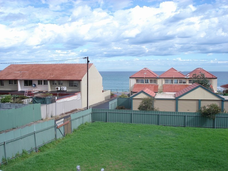 19 Grundy Tce, Christies Beach SA 5165