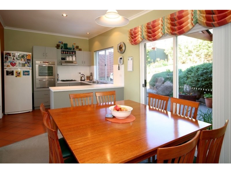 154 Perry Barr Road, Hallett Cove SA 5158