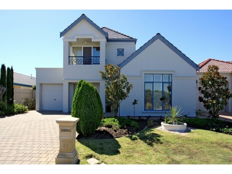 14 Chatsworth Court, Hallett Cove SA 5158