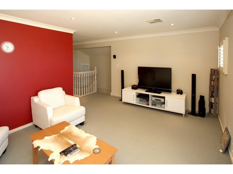 14 Chatsworth Court, Hallett Cove SA 5158