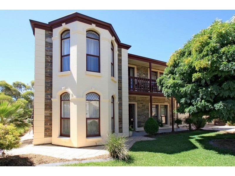 22 Cormorant Drive, Hallett Cove SA 5158