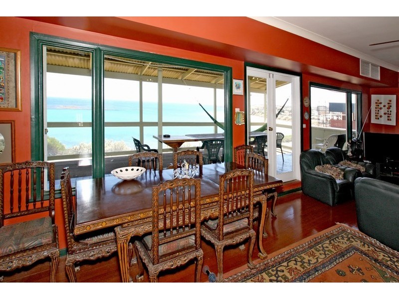 69 Esplanade, Christies Beach SA 5165
