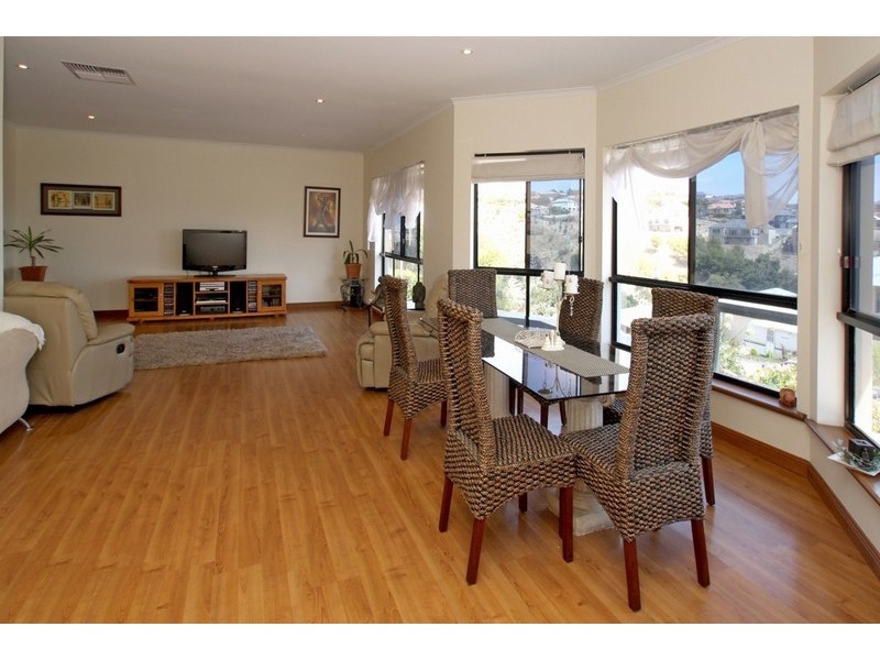 14 Gannet Court, Hallett Cove SA 5158