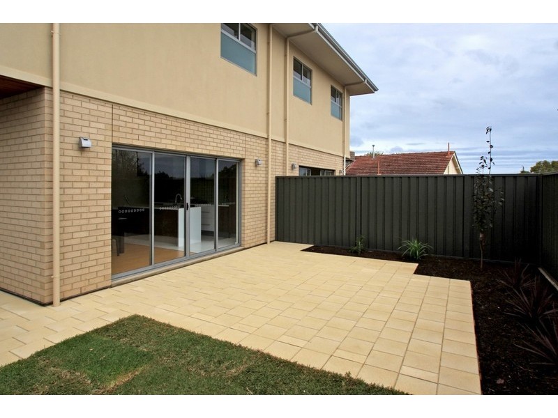 7 Myrtle Grove, Clovelly Park SA 5042