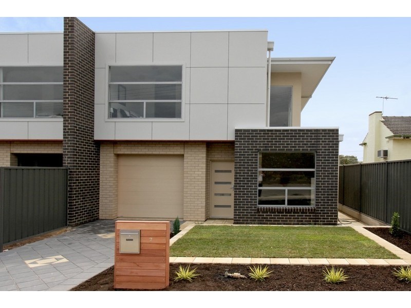 7 Myrtle Grove, Clovelly Park SA 5042