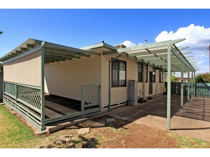 12 Mulga St, Seacombe Gardens SA 5047