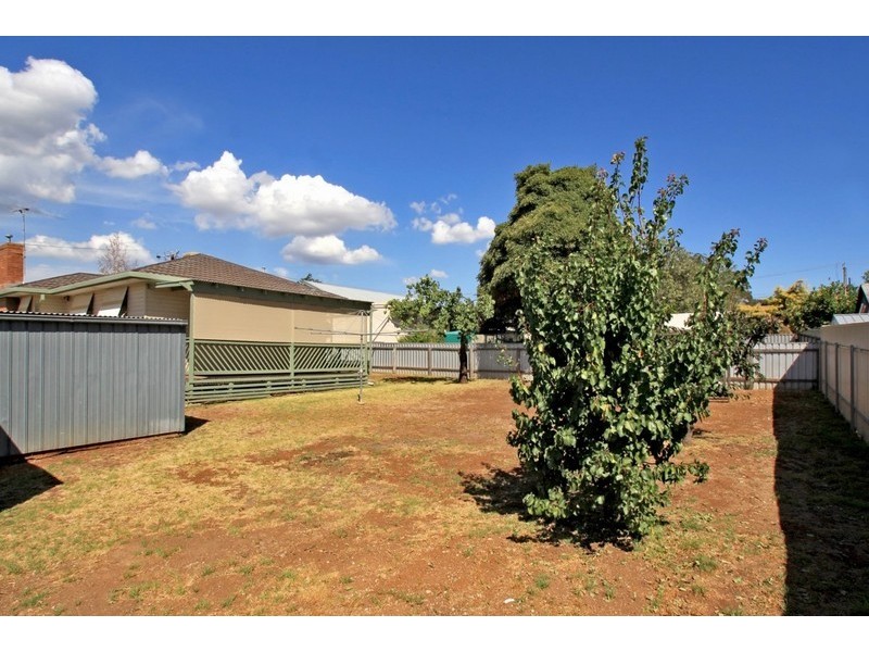 12 Mulga St, Seacombe Gardens SA 5047