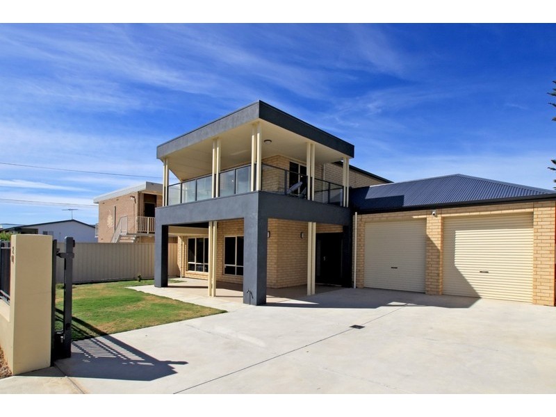 2 Norman Road, Aldinga Beach SA 5173