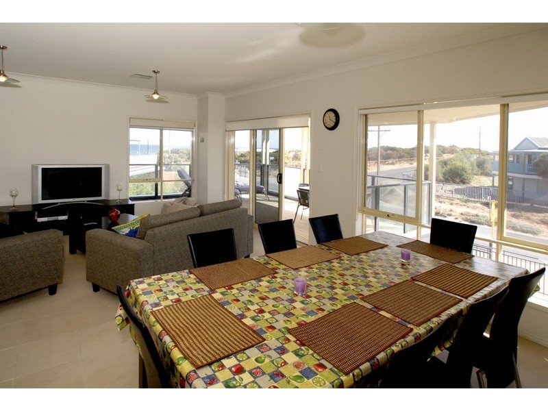 2 Norman Road, Aldinga Beach SA 5173