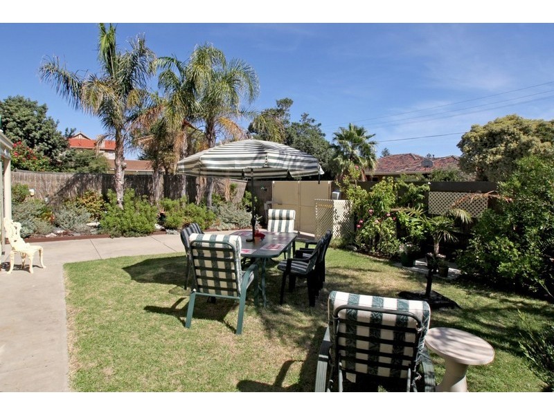 1/1 Sandhurst Court, Brighton SA 5048