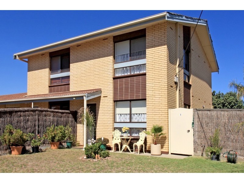 1/1 Sandhurst Court, Brighton SA 5048