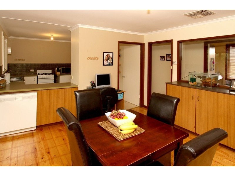 8 Ewanrigg Road, Huntfield Heights SA 5163