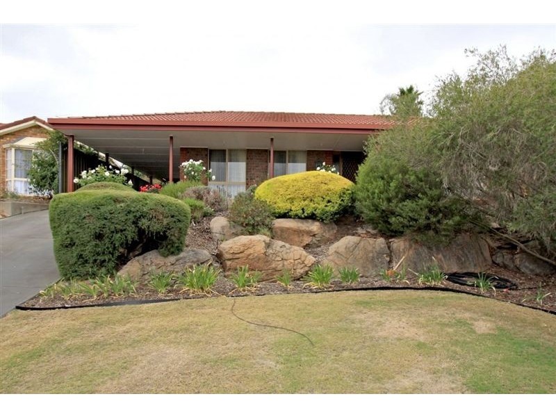 9 Anita Court, Aberfoyle Park SA 5159