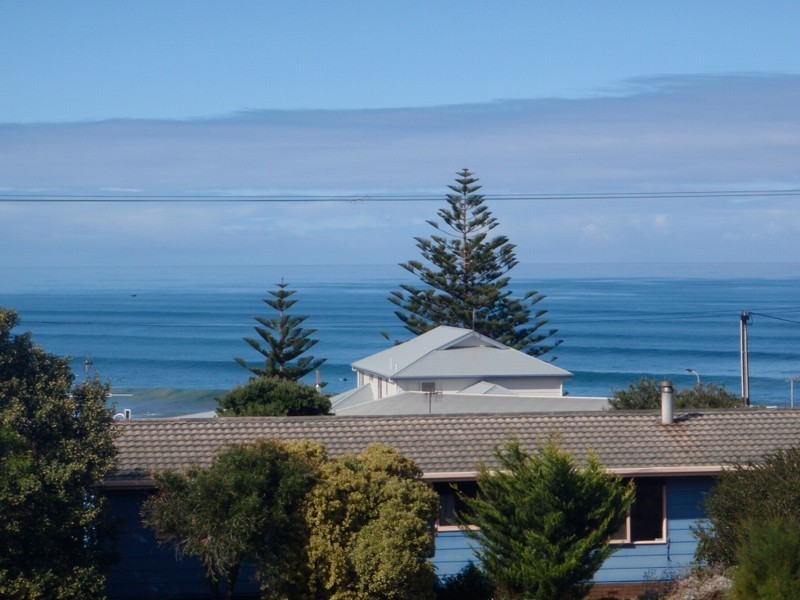 24 Seaview Avenue, Middleton SA 5213