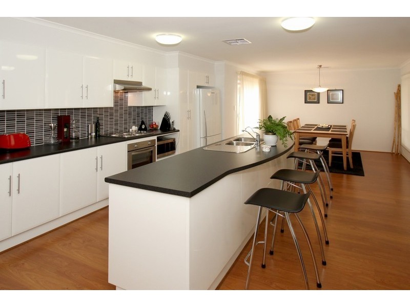 8 Kalamata Court, Mclaren Vale SA 5171