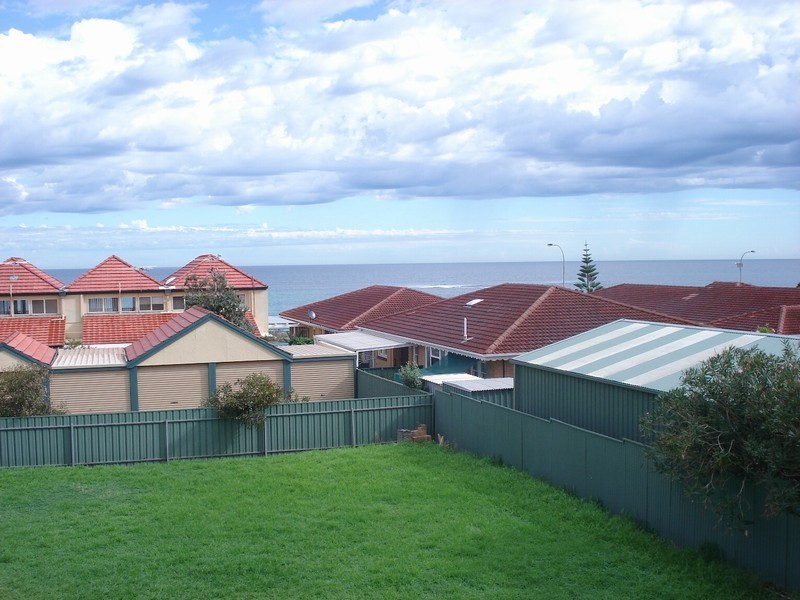 19 Grundy Tce, Christies Beach SA 5165
