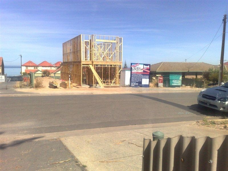 19 Grundy Tce, Christies Beach SA 5165