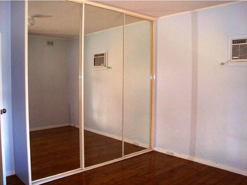 4 Vardon Street, Seacombe Gardens SA 5047