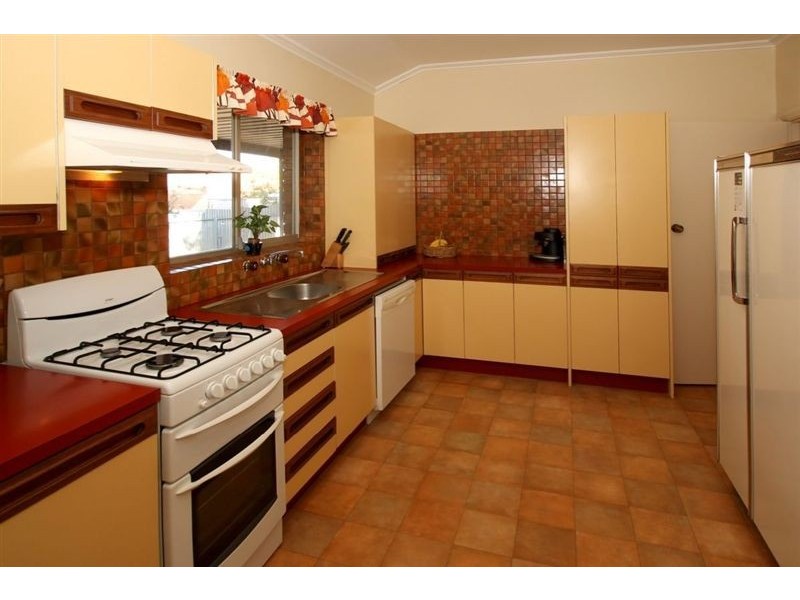 6 Tweed Avenue, Marion SA 5043