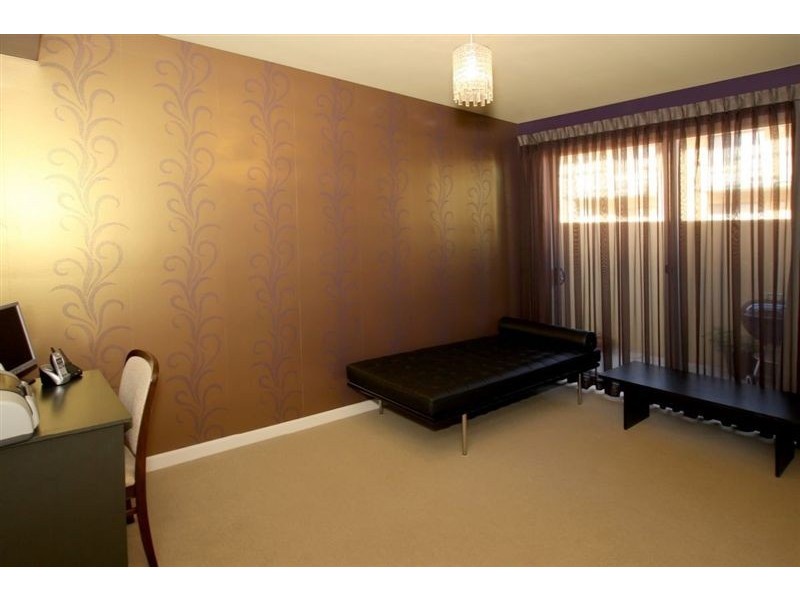 2/10 Moseley Street, Glenelg SA 5045