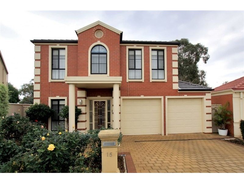 15 Maesbury Circuit, Sturt SA 5047