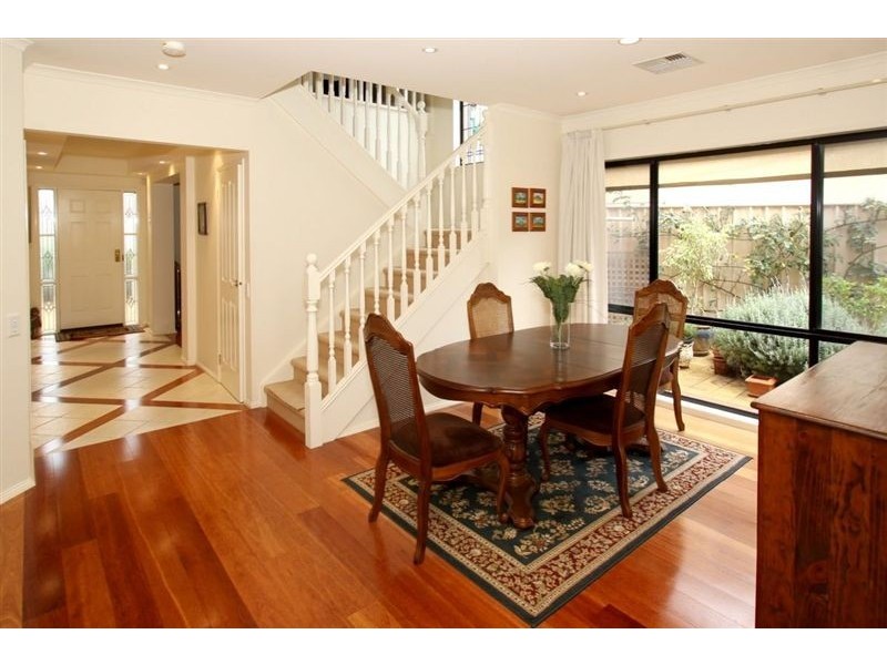 15 Maesbury Circuit, Sturt SA 5047