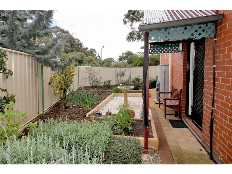 15 Maesbury Circuit, Sturt SA 5047