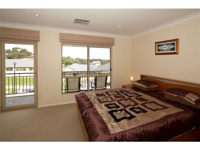 7 Manos Court, Seacliff Park SA 5049