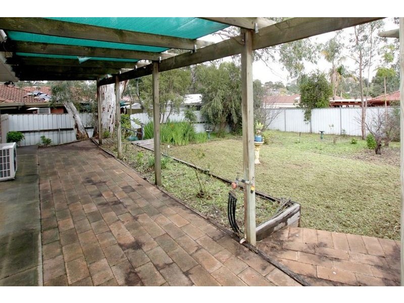 186 Hub Drive, Aberfoyle Park SA 5159