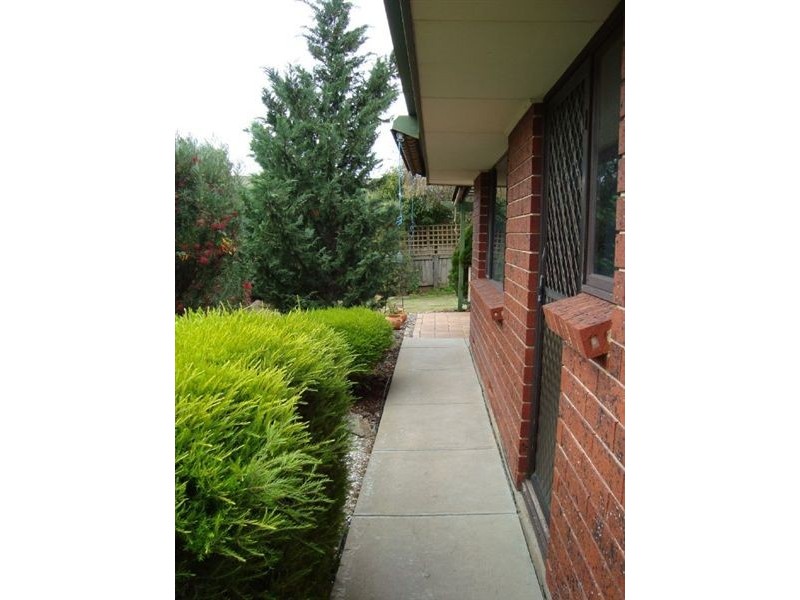 16 Apollo Drive, Hallett Cove SA 5158