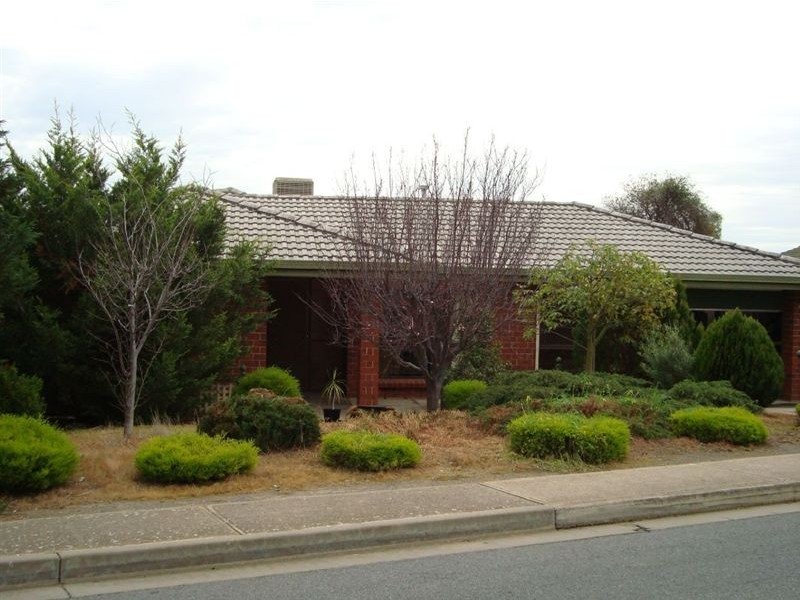 16 Apollo Drive, Hallett Cove SA 5158