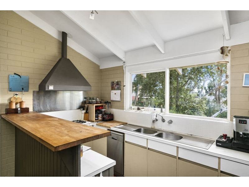 4 Kara Road, Seaview Downs SA 5049