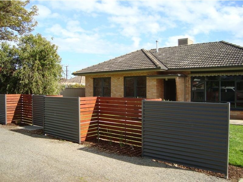 2 Coventry St, Brighton SA 5048