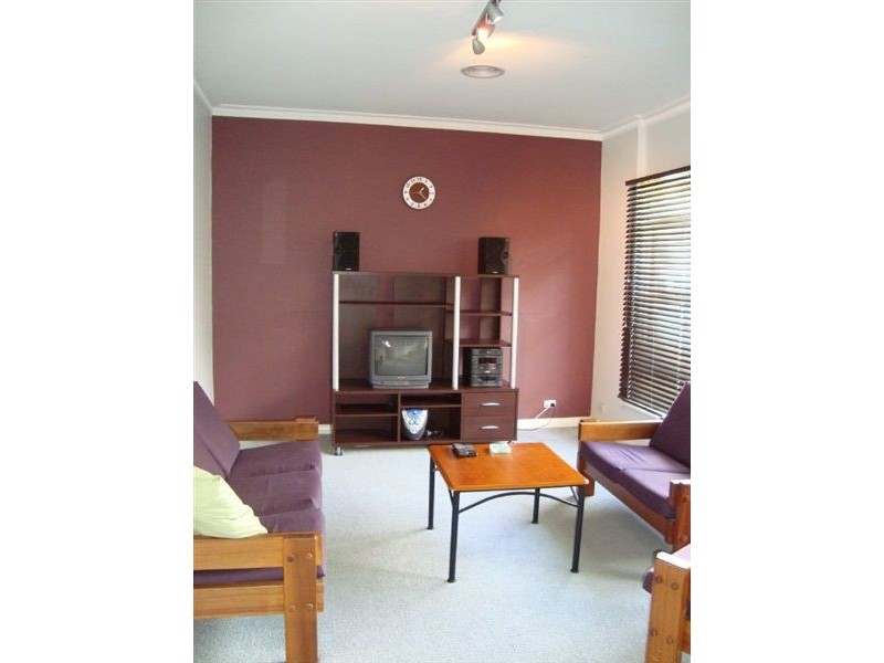 2 Coventry St, Brighton SA 5048