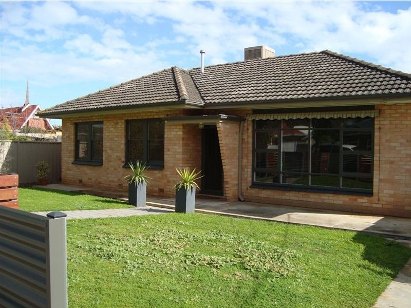 2 Coventry St, Brighton SA 5048