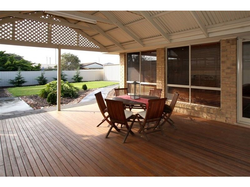 17 Jamieson Street, Moana SA 5169