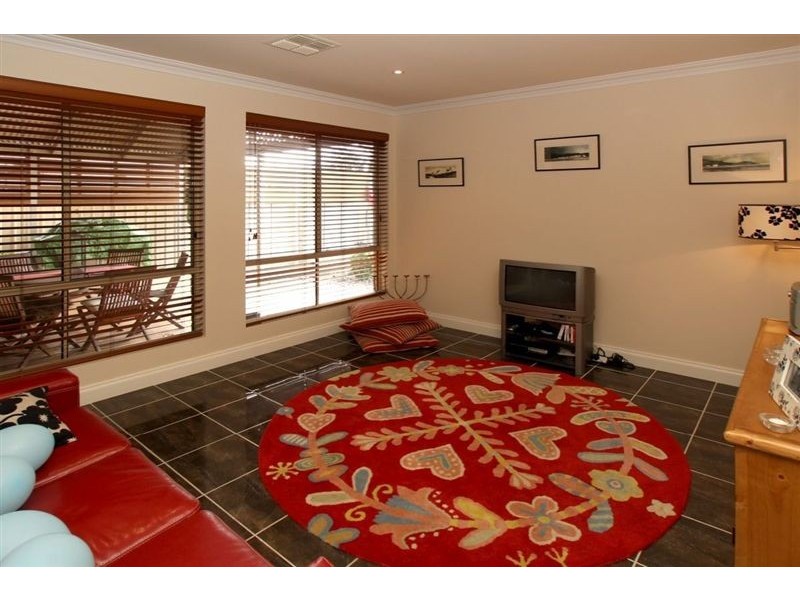 17 Jamieson Street, Moana SA 5169