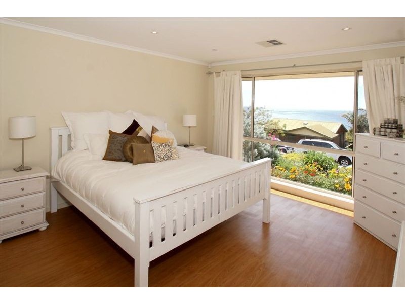 9 Peera Street, Hallett Cove SA 5158