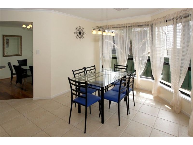 8 Pennayoona Street, Hallett Cove SA 5158