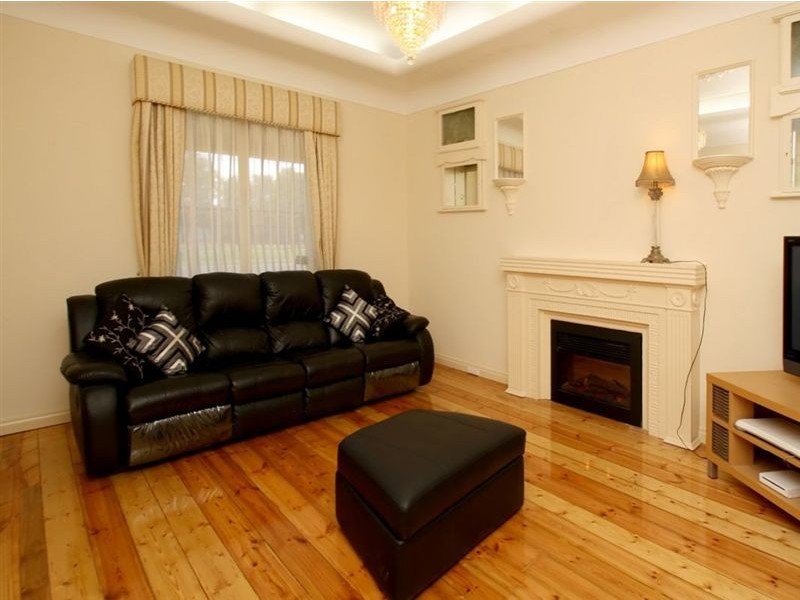 1 Neston Avenue, North Plympton SA 5037