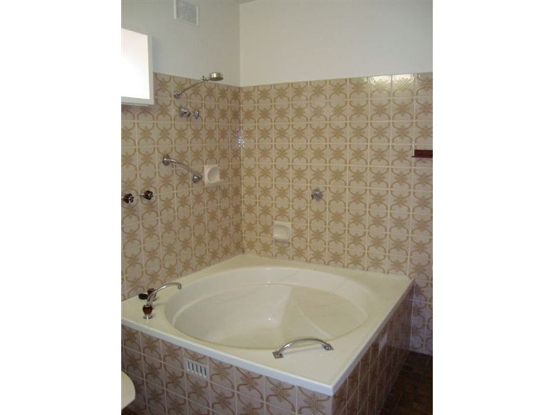 2 Lascelles Avenue, Hove SA 5048