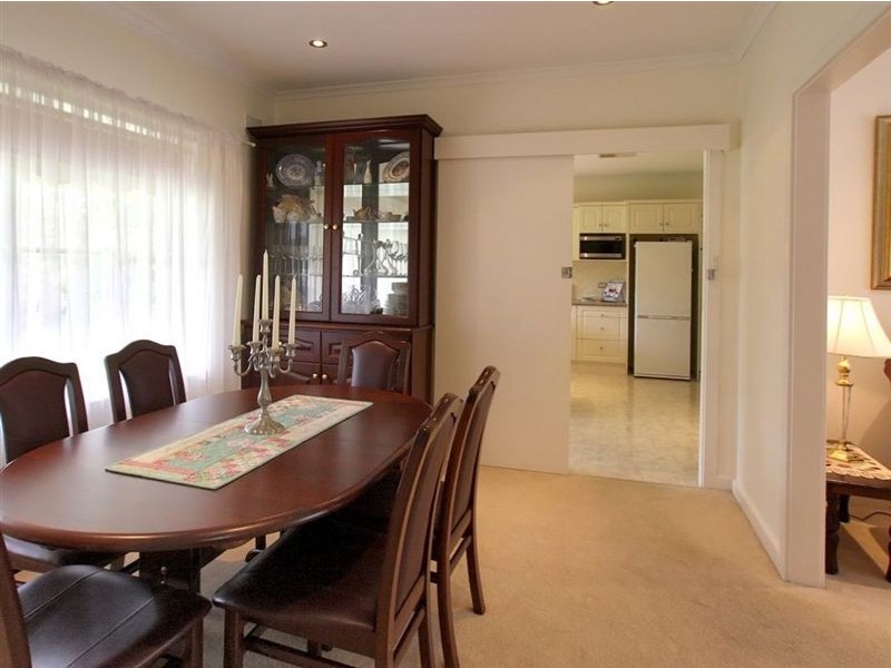 11 York Street, Happy Valley SA 5159
