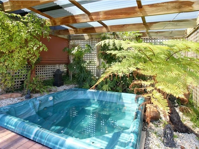 11 Thermopylae Crescent, Hallett Cove SA 5158