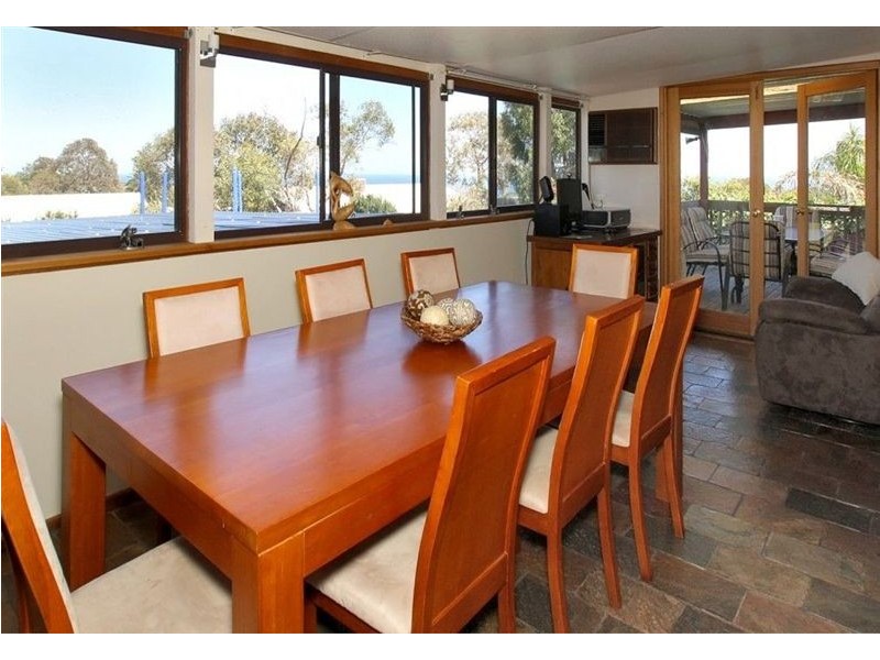 11 Thermopylae Crescent, Hallett Cove SA 5158