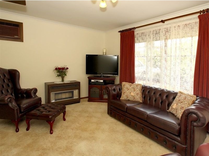 4 Balandra Street, Hallett Cove SA 5158
